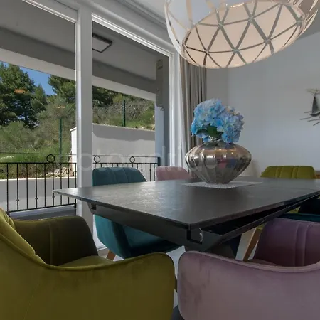 Smaragd - Opal - Luxury With Shared Pool And Private Hot Tub Apartament