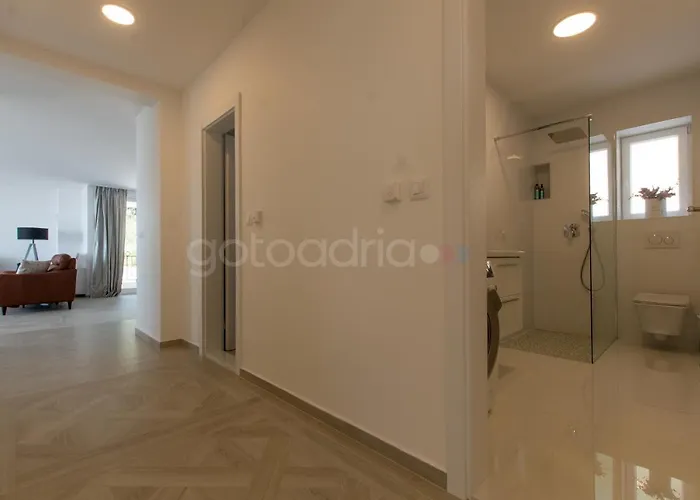 Apartament Smaragd - Opal - Luxury With Shared Pool And Private Hot Tub *
