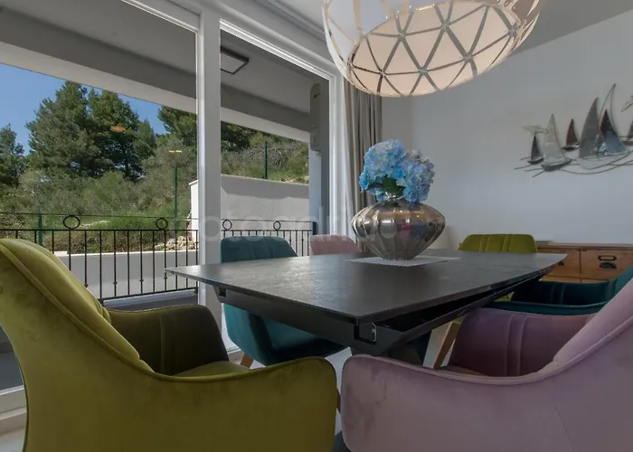 Smaragd - Opal - Luxury With Shared Pool And Private Hot Tub Apartament